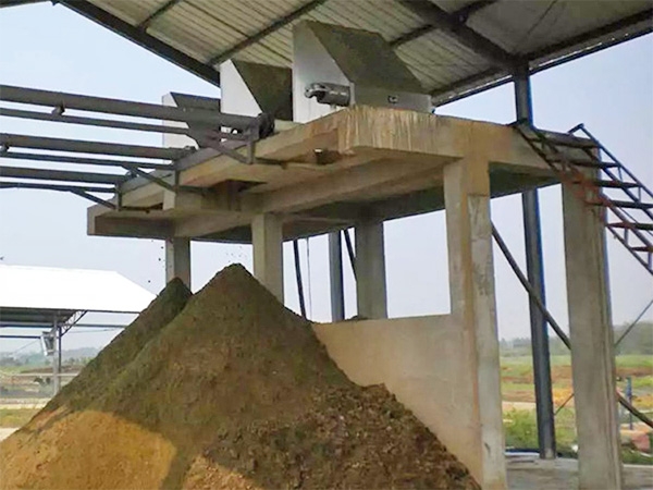 斜筛式固液分离机案例